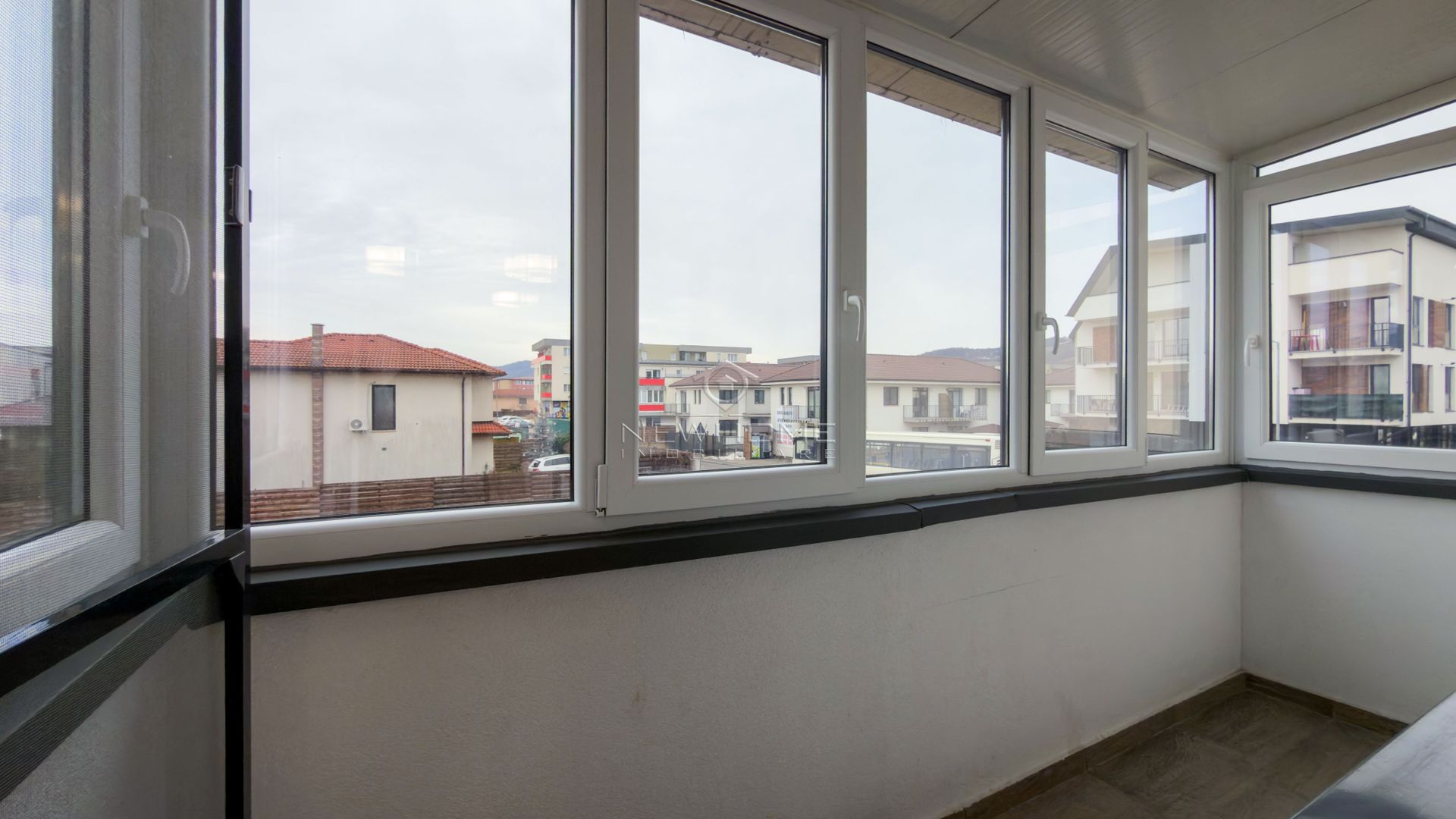 Apartament modern 2 camere de vanzare, Floresti - Poză 16