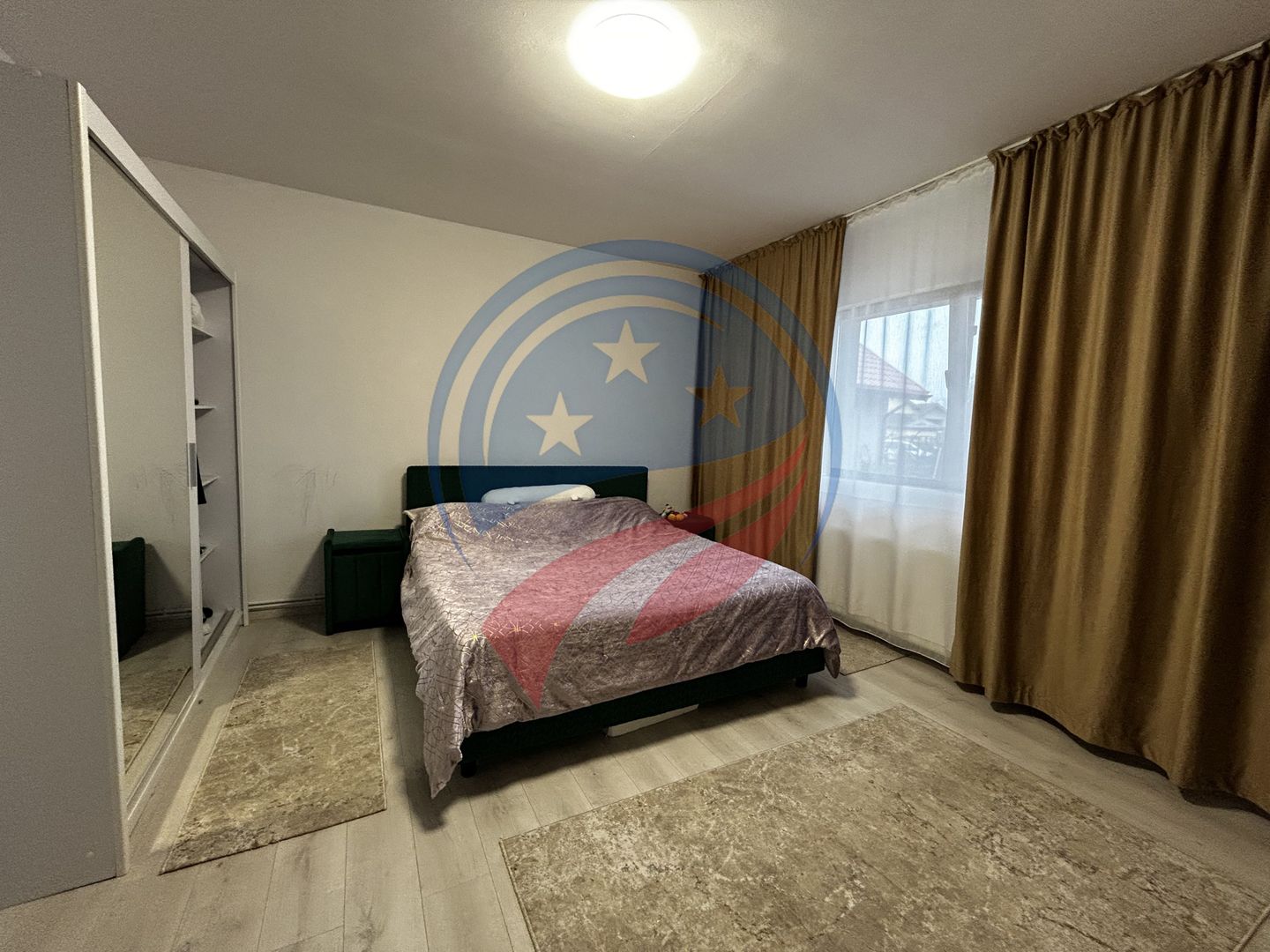 Casă spațioasă P+1+M pe teren de 902 mp – ideală pentru familie - Poză 2