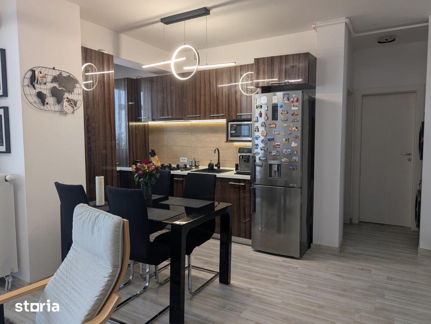 Vând apartament 3 camere, mobilat și utilat cu loc de parcare inclusă - Poză 8