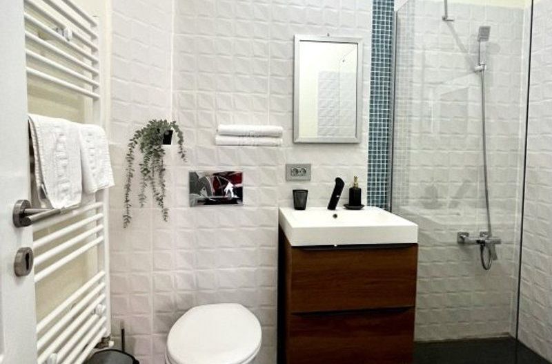 Apartament cu 2 camere, renovat si personalizat, in zona Centrala - Piața Traian - Poză 13