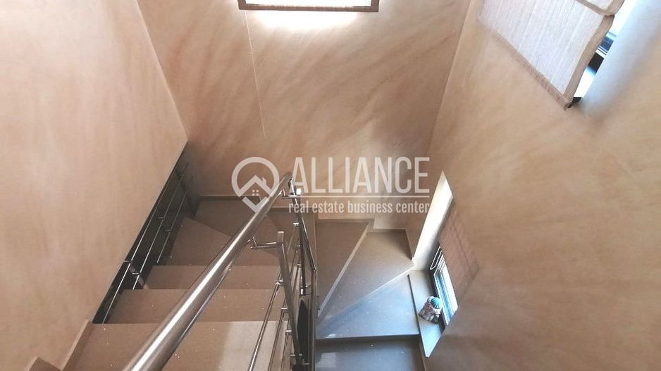 COICIU (Cod 01) Armonie și Eleganță pentru Două Generații! - Poză 38