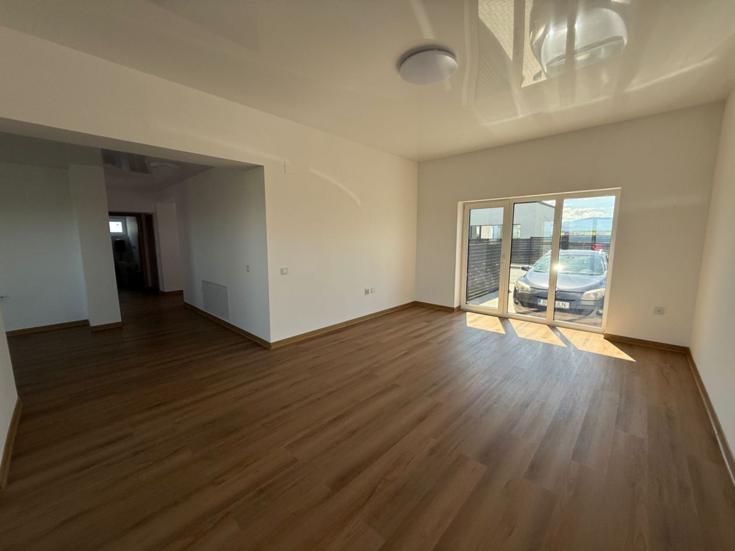 Casa/Vila cu 4 camere de vânzare - Izvor,Tărlungeni - Poză 14