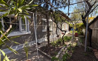 Casă boierească cu 4 camere in Galati, Zonă Piața Centrală, - Poză 1