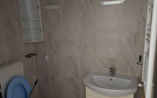 Apartament cu 3 camere de vanzare-Metalurgiei-Aparatorii Patriei-cu centrala - Poză 5
