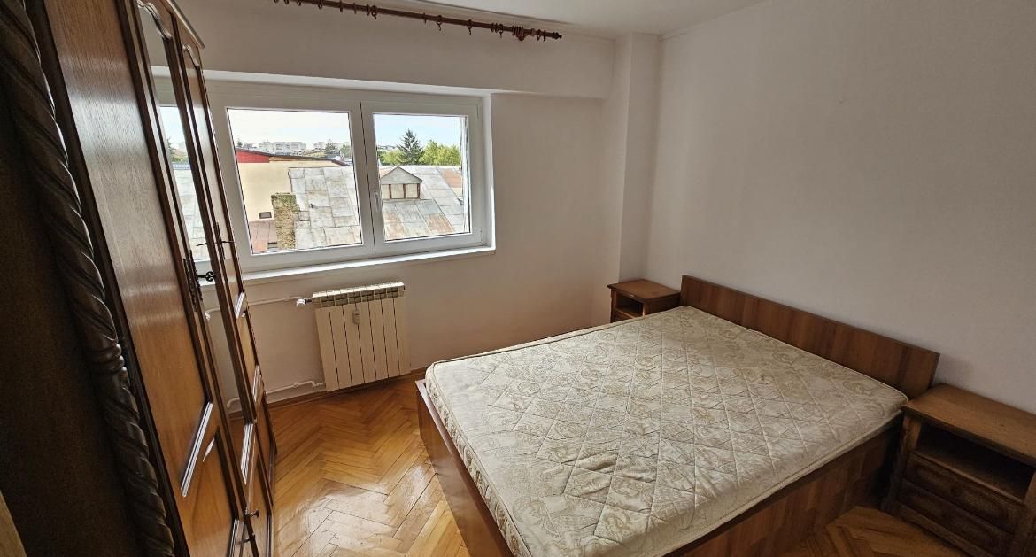 AP. 3 CAMERE DOMENII, SEMIMOBILAT, BLOC REABILITAT, BUCATARIE INCHISA - Poză 1