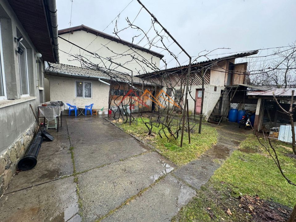 Casa 4 camere, teren 503 mp, CT, Parcare, Anexe, Campina, Prahova - Poză 4