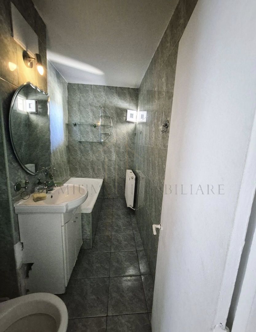 Garsoniera de vanzare - Zona de jos - Poză 4