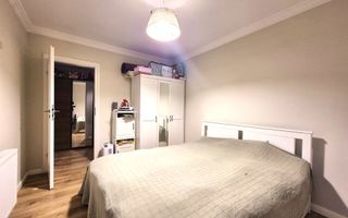 Zona Coresi, 2 camere ,59 mp,  cu grădină proprie și  loc de parcare. - Poză 10