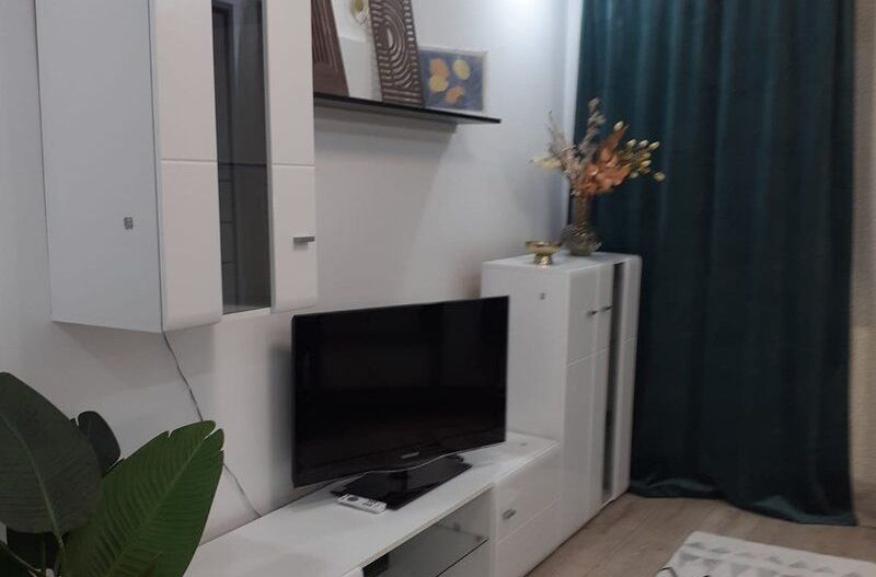 GARSONIERA MODERNA RENOVATA MOBILATA SI UTILATA BLOC 1982 - Poză 5