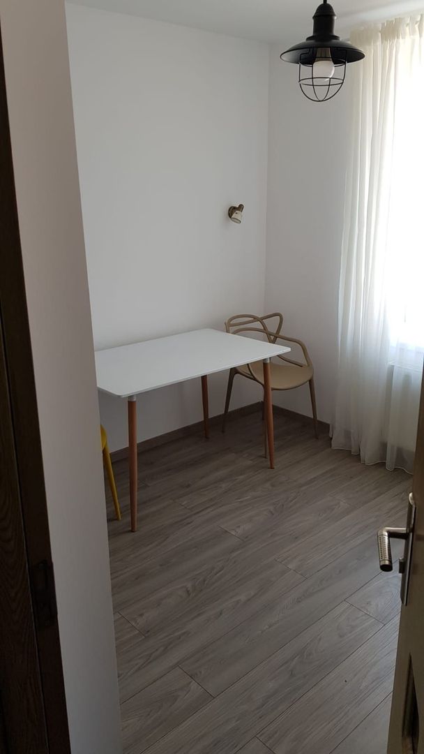 Apartament 2 camere, in Centru,et - Poză 5
