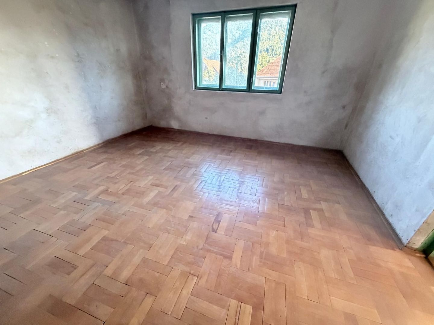 Apartament spațios  la casa- preț atractiv/COVASNA - Poză 6
