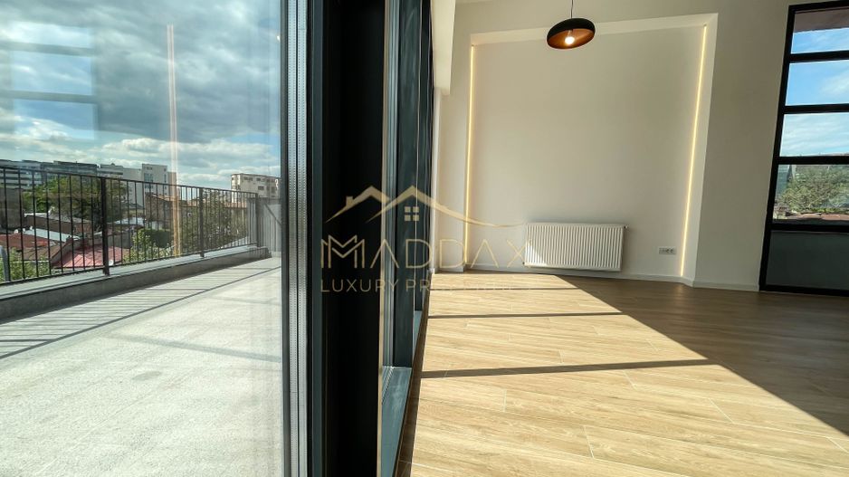 Spatiu comercial ***Prima Inchiriere*** // Victoriei - Poză 12