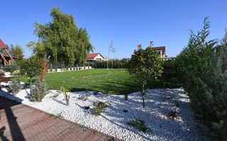 Casă / Vilă cu 4 camere de închiriat în zona Aradului - Poză 18