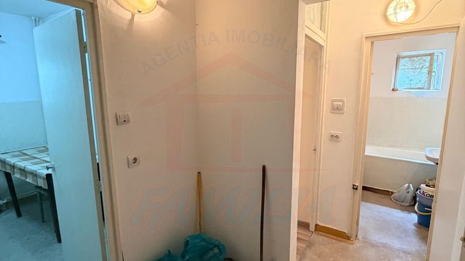 APARTAMENT CU 2 CAMERE DE VÂNZARE | MICRO 18 | PARTER - Poză 6