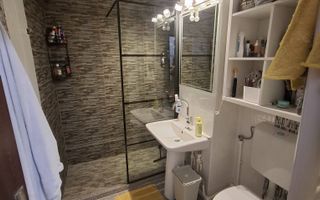 Aradului, 3 camere decomandat, renovat - Poză 20