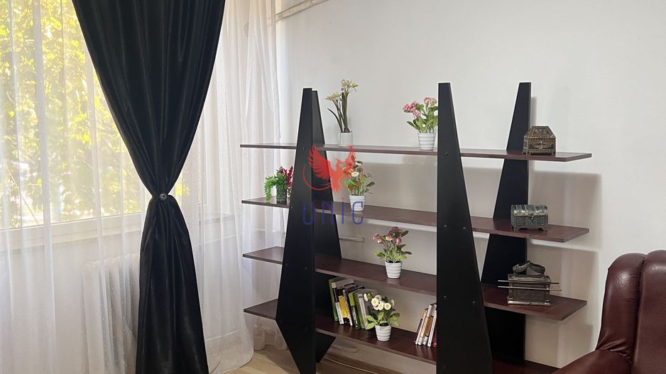 Decomandat, stradal, Calea Bucuresti etaj 1 - Poză 25