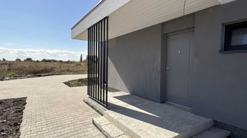 Vilă modernă în Săftica, lângă lac, 3 dormitoare C4 - Poză 2
