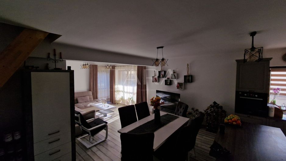 Apartament 4 camere, zonă Câmpului – Ideal pentru familie. - Poză 1