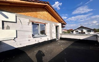 Vilă cu 4 camere de vânzare in Craiova - Poză 3