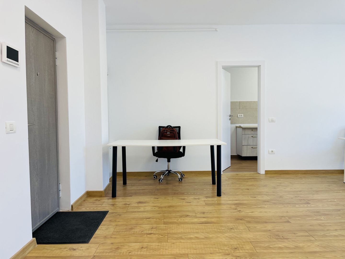 Spatiu comercial 3 incaperi, 55 mp | Curte proprie 50 mp | Parcare - Poză 10