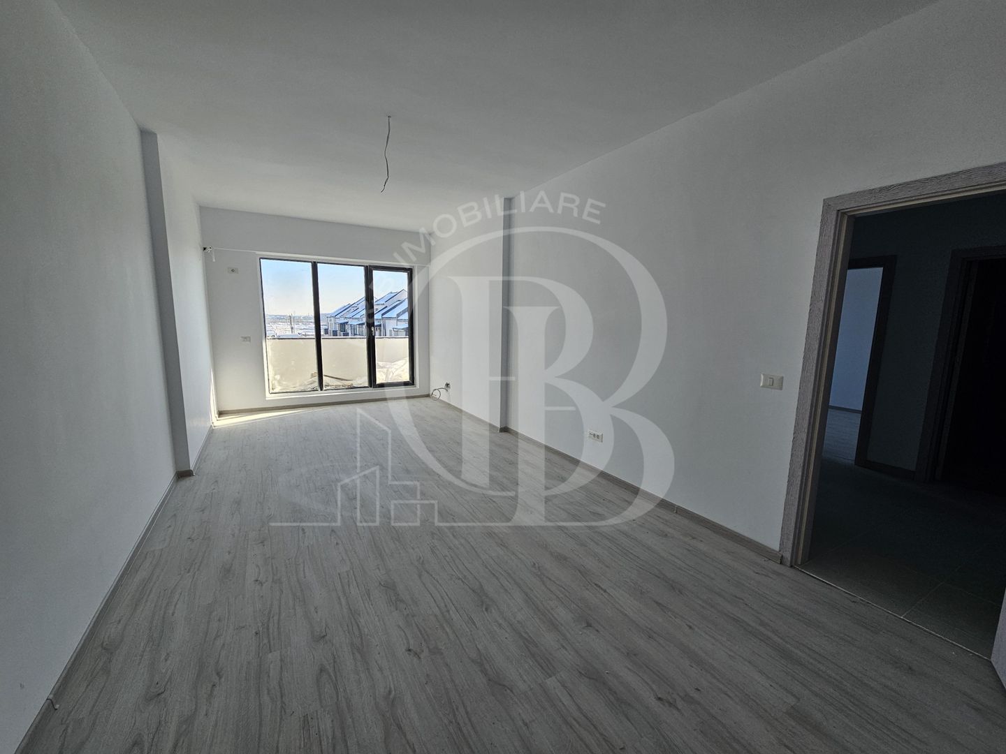2 camere decomandat bloc boutique 7min STB Bratarii - Poză 1