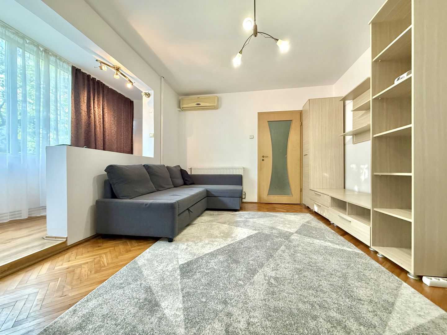 Apartament cu 2 camere în zona Gheorghe Lazăr - Poză 8