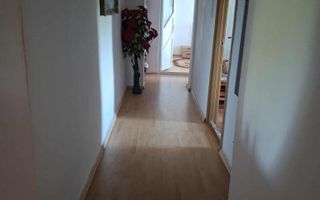 Apartament de vânzare - Poză 2
