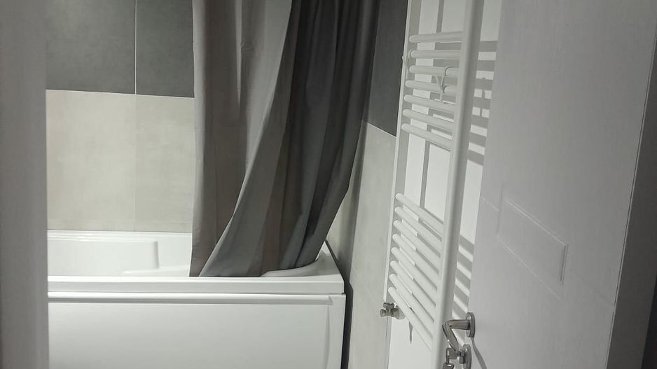 GARSONIERA MOBILATA/UTILATA, BLOC NOU, LOC PARCARE INCLUS, COMISION 0% - Poză 7