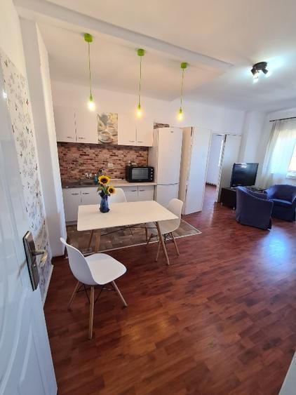 De vanzare Apartament 4 camere Kogalniceanu rond, Sector 5 - Poză 1
