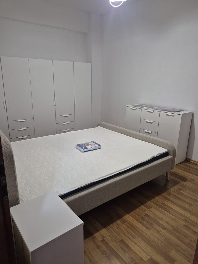 De inchiriat apartament cu 2 camere si loc de parcare, Cartierul Latin - Poză 5