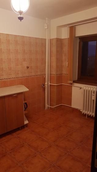 Apartament 3 camere, 83 mp, vedere stradală, ideal birou, Bd. Decebal - Poză 8