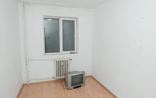 Vânzare Apartament 3 camere Petrisor - Poză 2