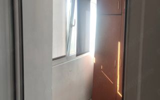 VANZARE 2 CAMERE | ZONA TITAN | BLOC REABILITAT - Poză 8