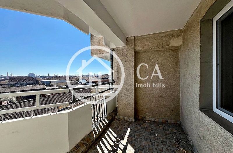 Apartament de vânzare cu 4 camere în zona centrală, Oradea - Poză 11