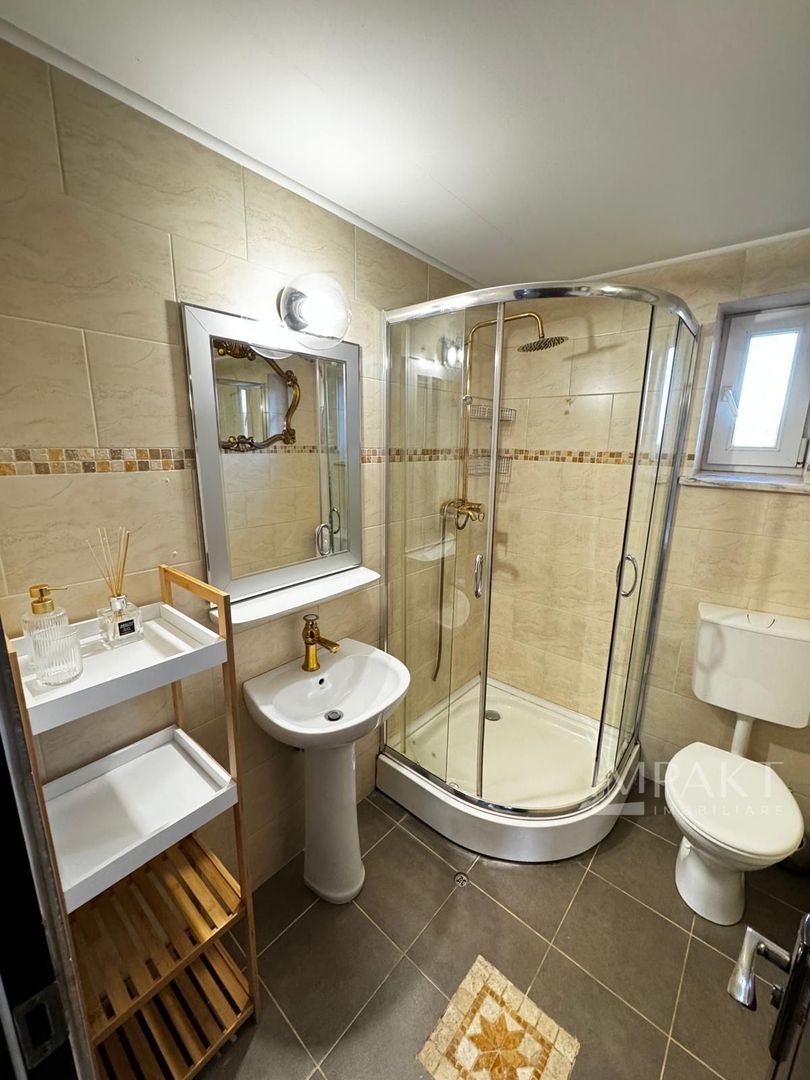 Casa individuala cu 5 camere si gradina in Colonia Sopor - Poză 10