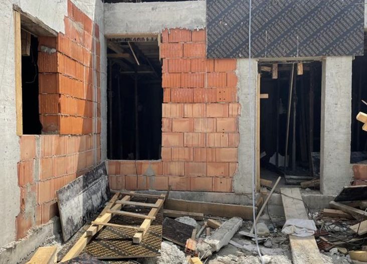 Oferta vanzare!Casa la rosu Baneasa, stil mediteraneean, concept verde - Poză 7