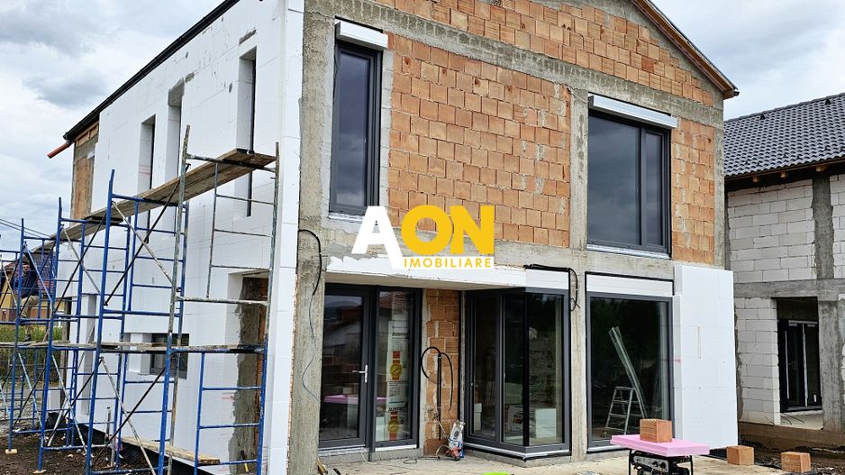 Casa 5 camere, 420 mp teren, finisaje la cheie, Cetate - Poză 1