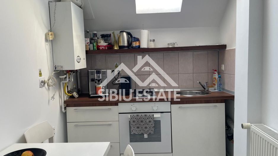 Apartament 2 camere la casă cu pod+curte in  Șelimbăr-Zona Brana - Poză 20