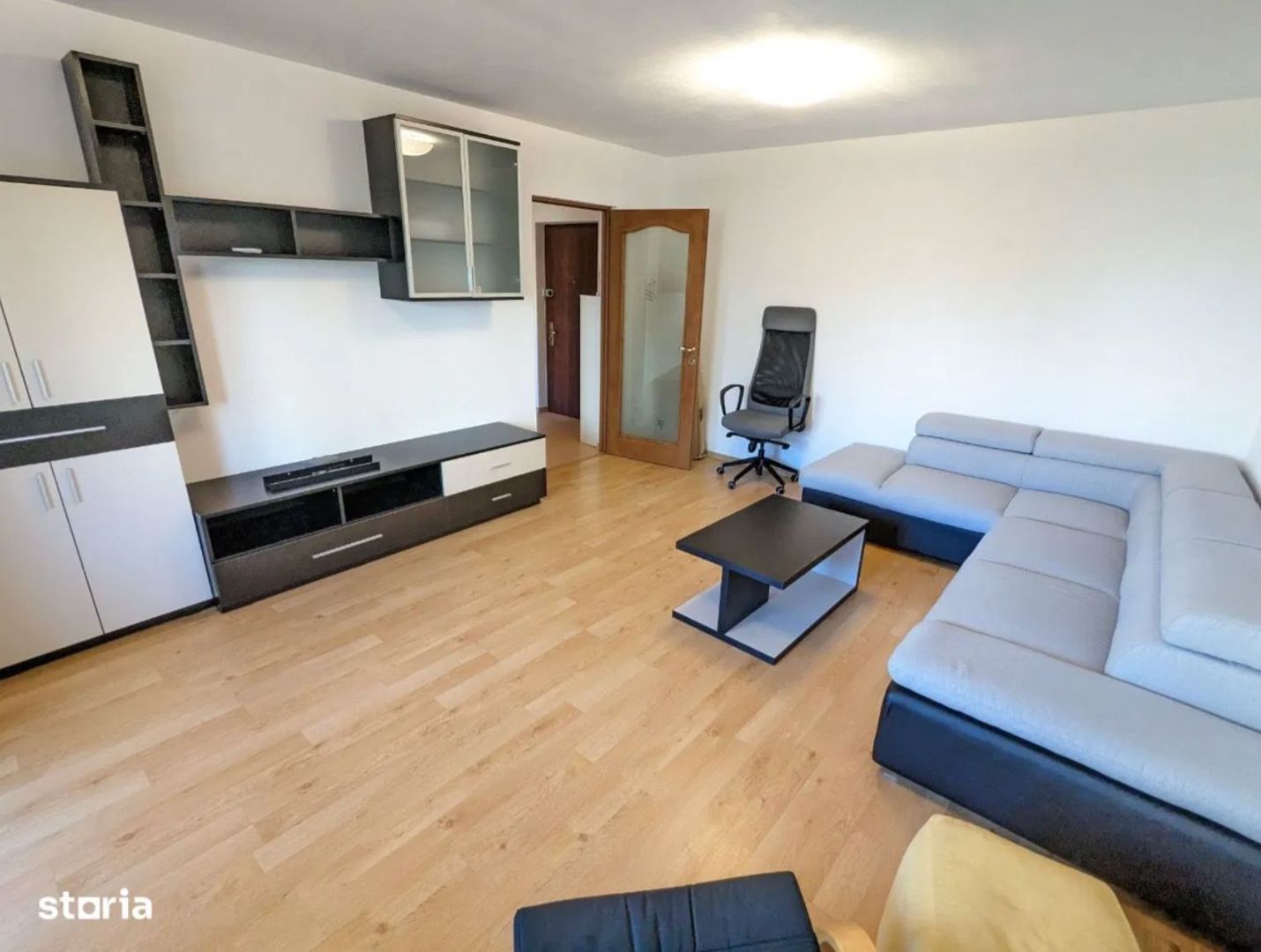 AP. 2 CAMERE RAHOVA,BUCATARIE INCHISA , LOC PARCARE,MOBILAT MODERN - Poză 2