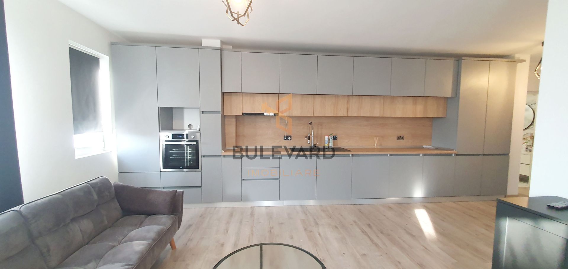 Apartament cu 3 camere si parcare subterana, Zona BMW! - Poză 2