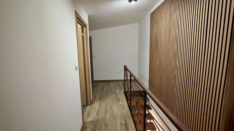 Corp de casa P+M 4 camere , Racadau Carpatilor -LIDL- ,curte comuna. - Poză 42