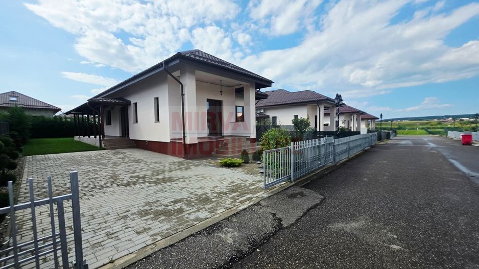 Vilă 5 camere de închiriat – Păulești, Cartier Magnolia - Poză 11