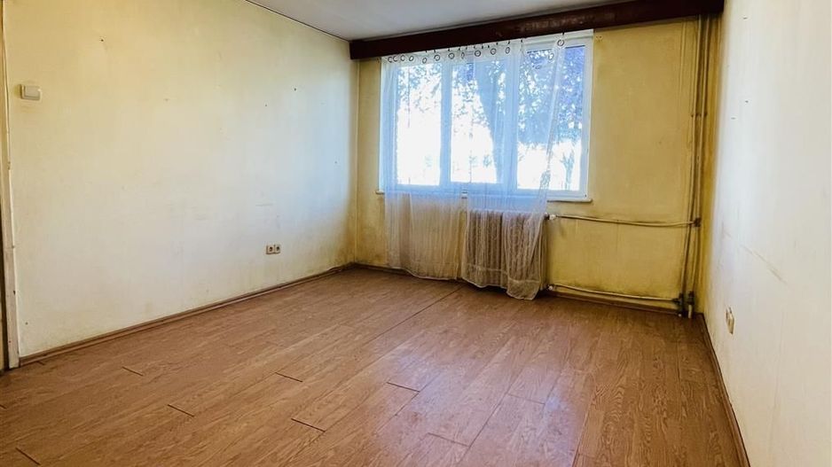 Apartament 2 camere semidecomandat zona Cantemir - Poză 3