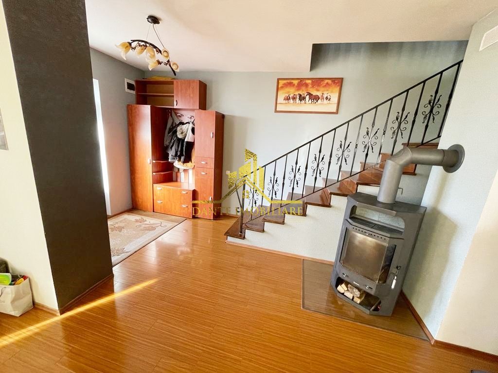 Duplex, 4 camere, modern, garaj, curte, balcon, zona Someseni - Poză 19