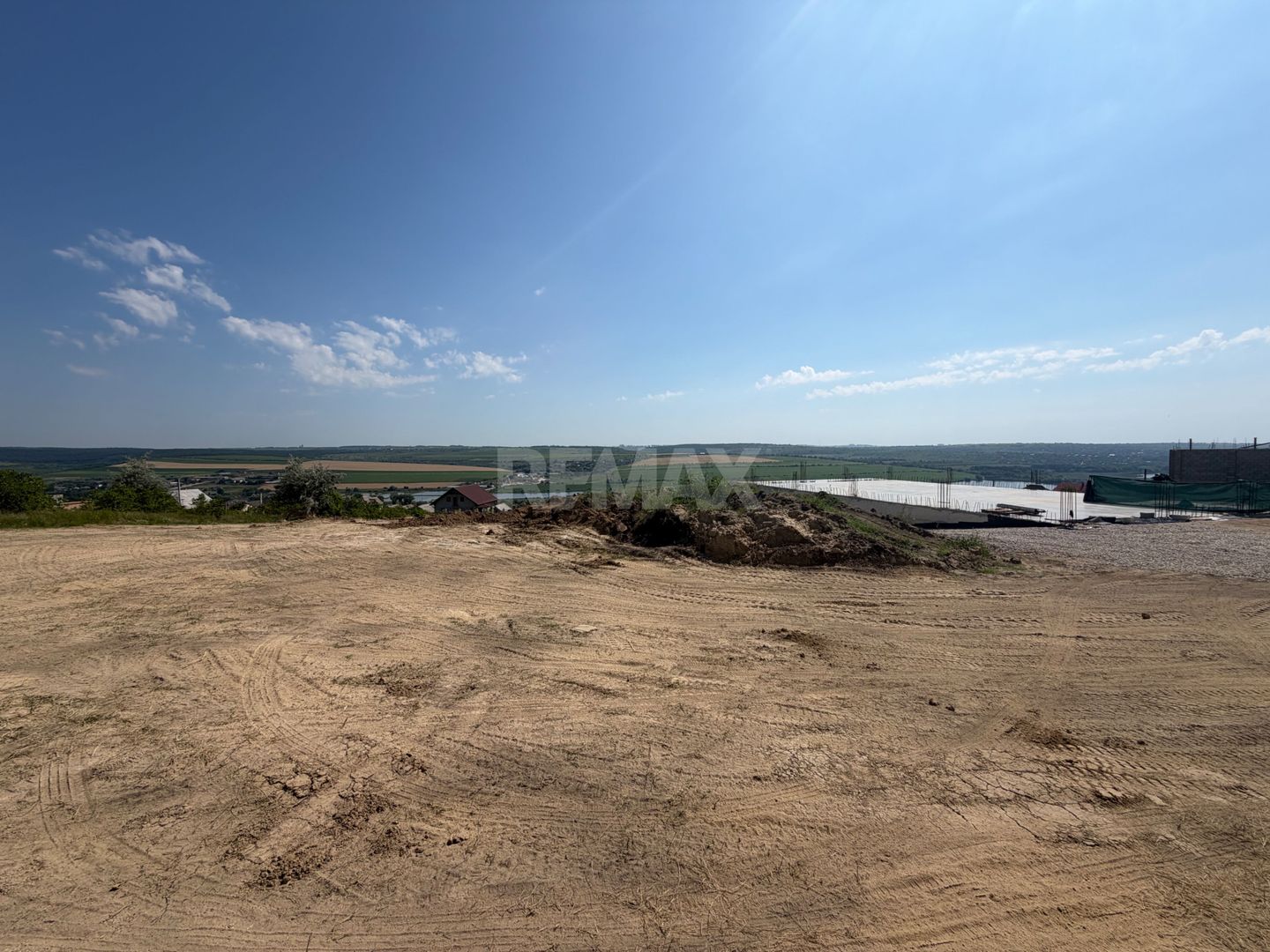 40 Ari Prima Linie Traseu M1/Spatiu Comercial - Poză 6