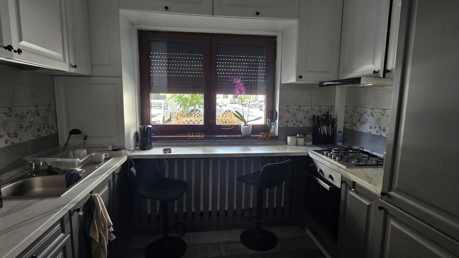 Apartament 3 camere de vanzare, Brown Residence Metalurgiei, Sector 4 - Poză 4