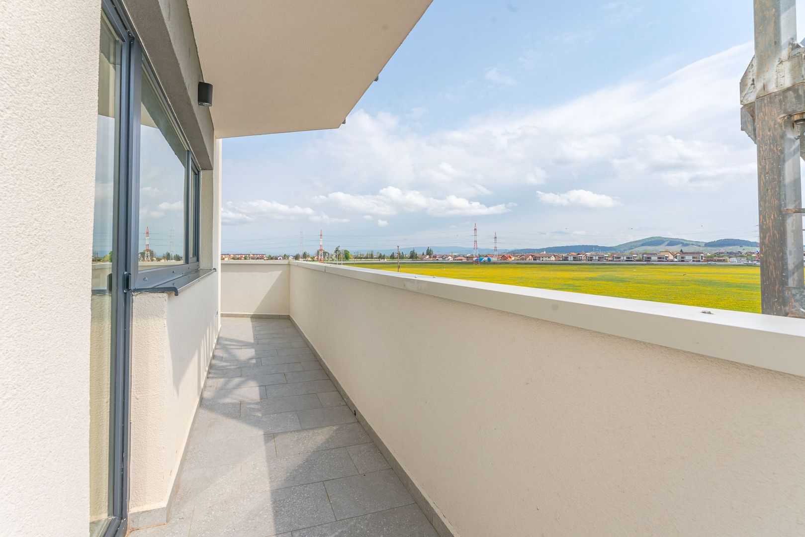 Apartament in bloc nou cu loc de parcare - Poză 11