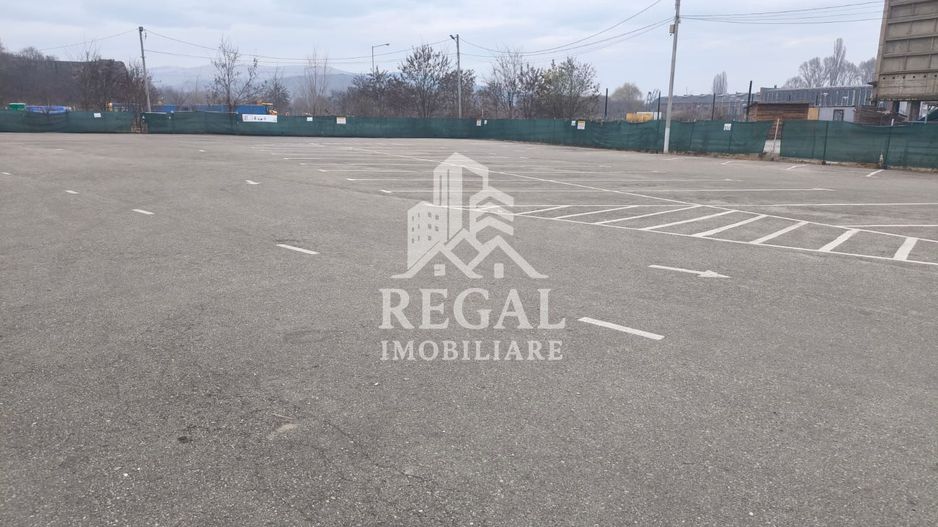 Spațiu Comercial de 17 mp – Locație la Castelul Corvinilor - Poză 2