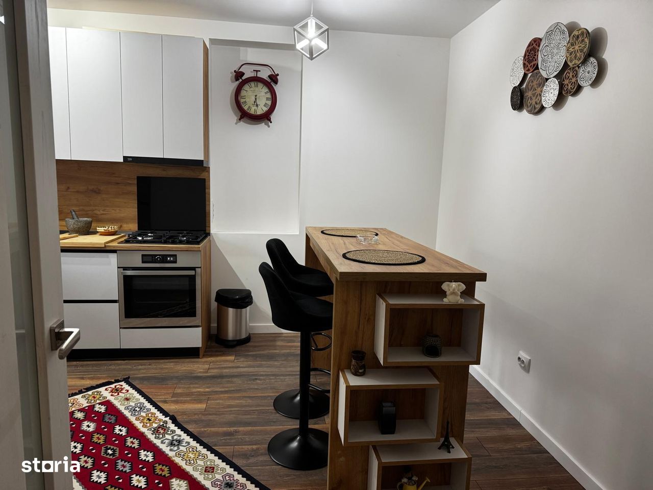 Apartament in vila,3 cam,100m,de inchiriat ,domenii,1 mai,victoriei - Poză 4