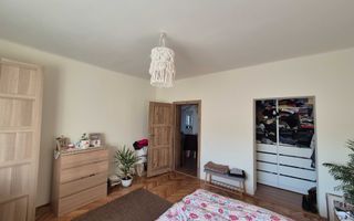 BRASADAS vinde casa familiara cu gradina in zona Titulescu. - Poză 3